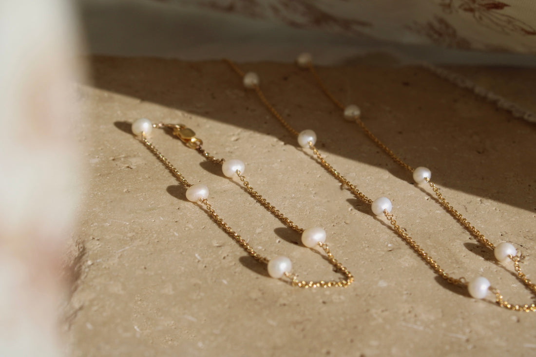 Dainty Pearl Station Chain